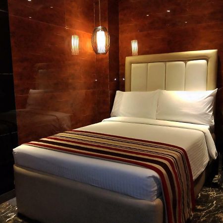 Belgian Suites Manila Zewnętrze zdjęcie